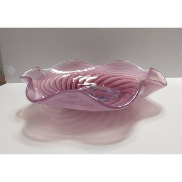 Bermuda Glass Blowing Ltd. Ruffled Edge Swirl Pattern Hand Blown Candy Bowl - Picture 4 of 12